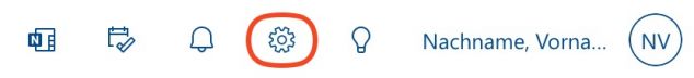 In der angemeldeten Outlook im Web Seite (https://outlook.office.com) das Zahnrad (Einstellungen) anwählen.